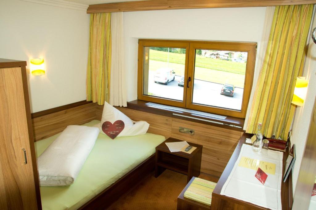 Hotel Garni Hainbacherhof Solden Room photo